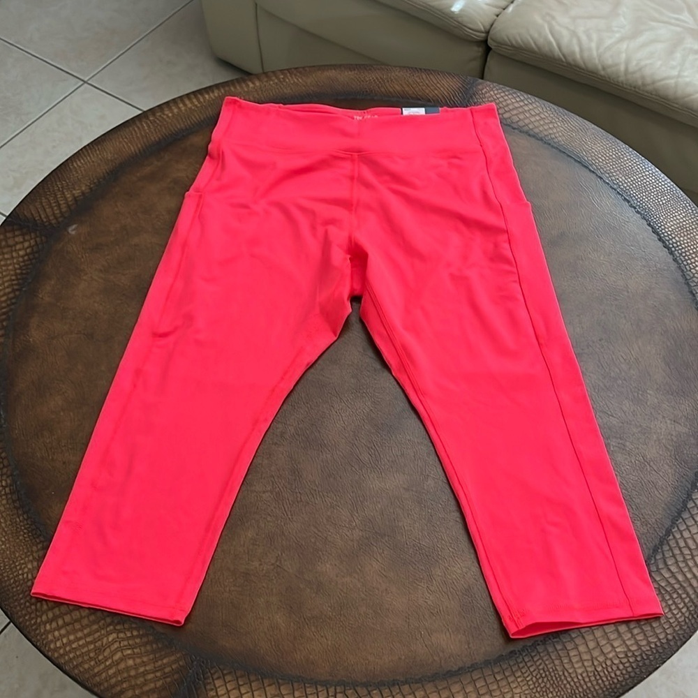 NWT TEK GEAR Vibrant Melon Workout Gear Leggings Size XXL